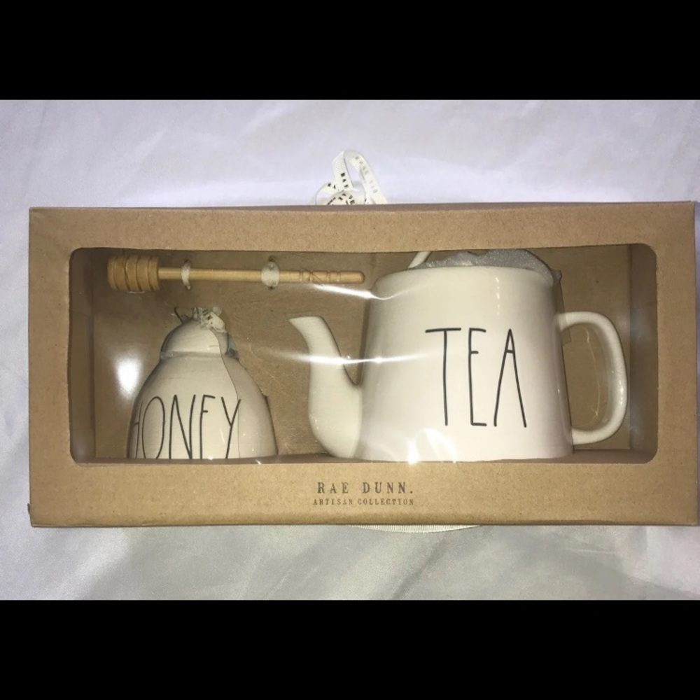 Rae Dunn tea set